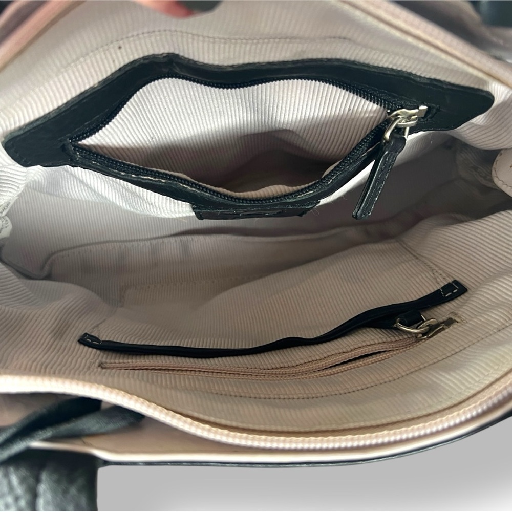 Radley London Black Leather Shoulder Bag with Bag Charms - Picture 13 of 14